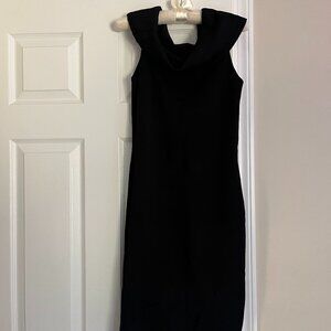 Club Monaco - Classic Black Dress with Drop-shoulder Sleeve
